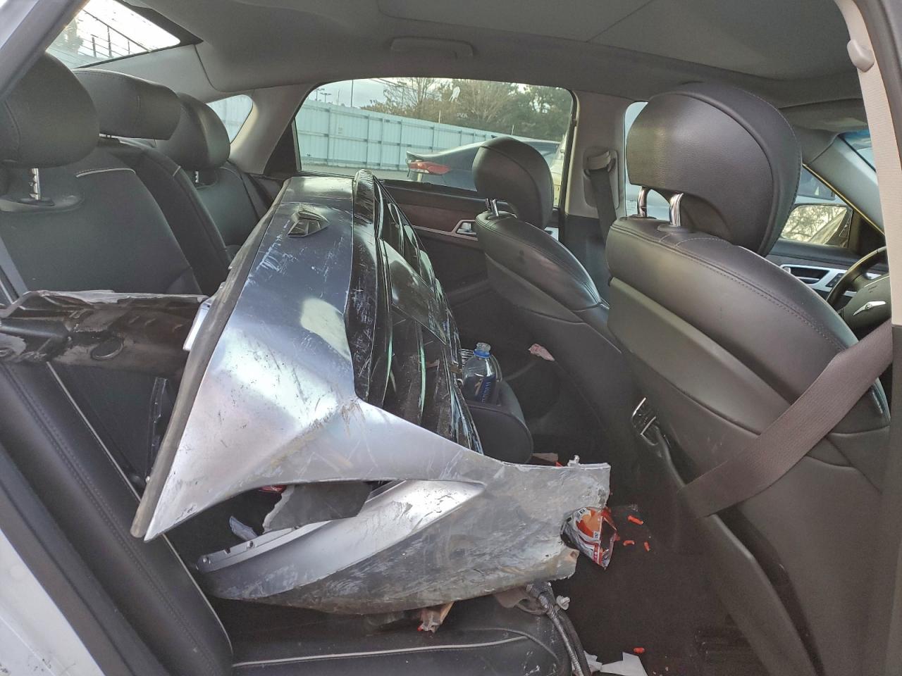 HYUNDAI GENESIS 5.0L