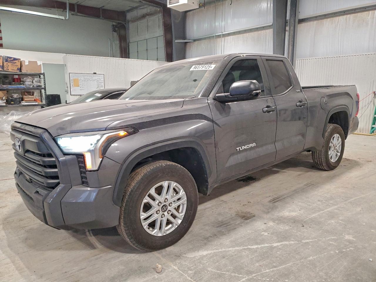 Lot #3315960088 2024 TOYOTA TUNDRA DOU