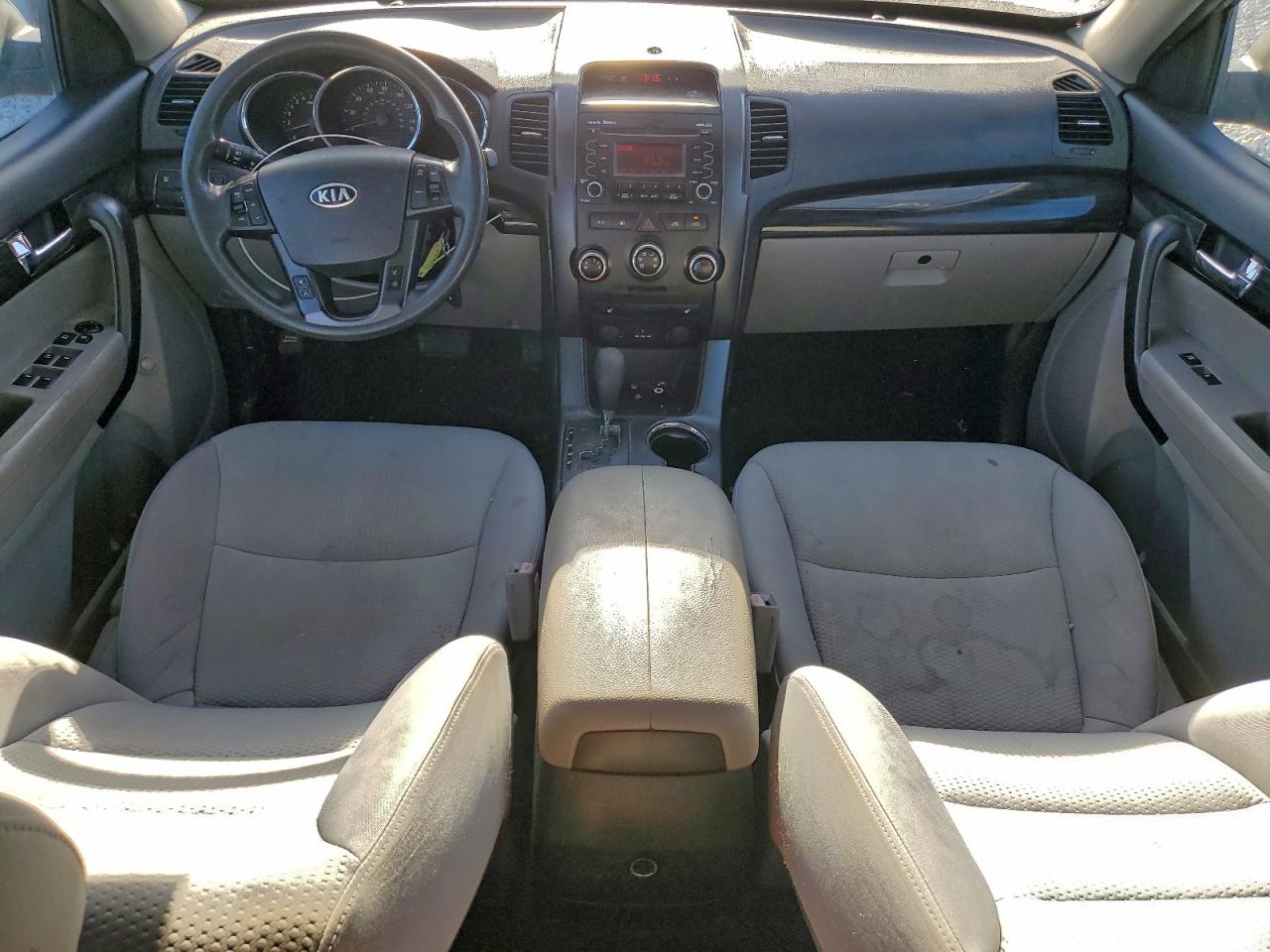 Lot #3319095266 2011 KIA SORENTO BA