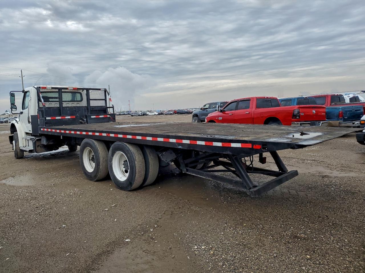 Lot #3310443307 2012 FREIGHTLINER M2