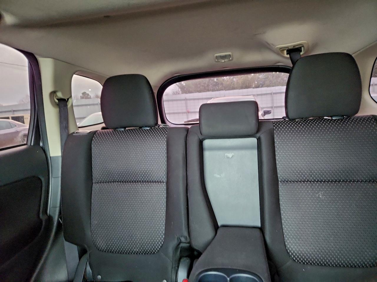 MITSUBISHI OUTLANDER SE