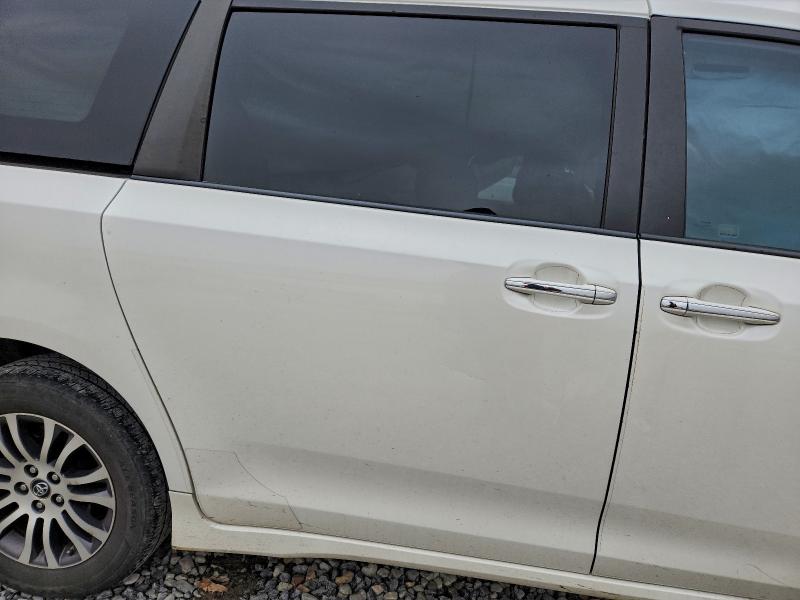 2019 TOYOTA SIENNA XLE #3309188617