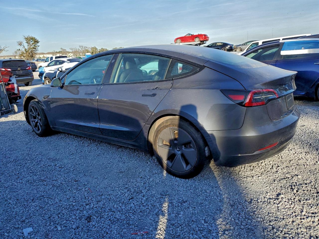 TESLA MODEL 3