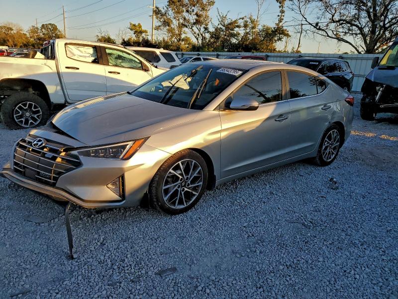 2020 HYUNDAI ELANTRA SE #3310326034