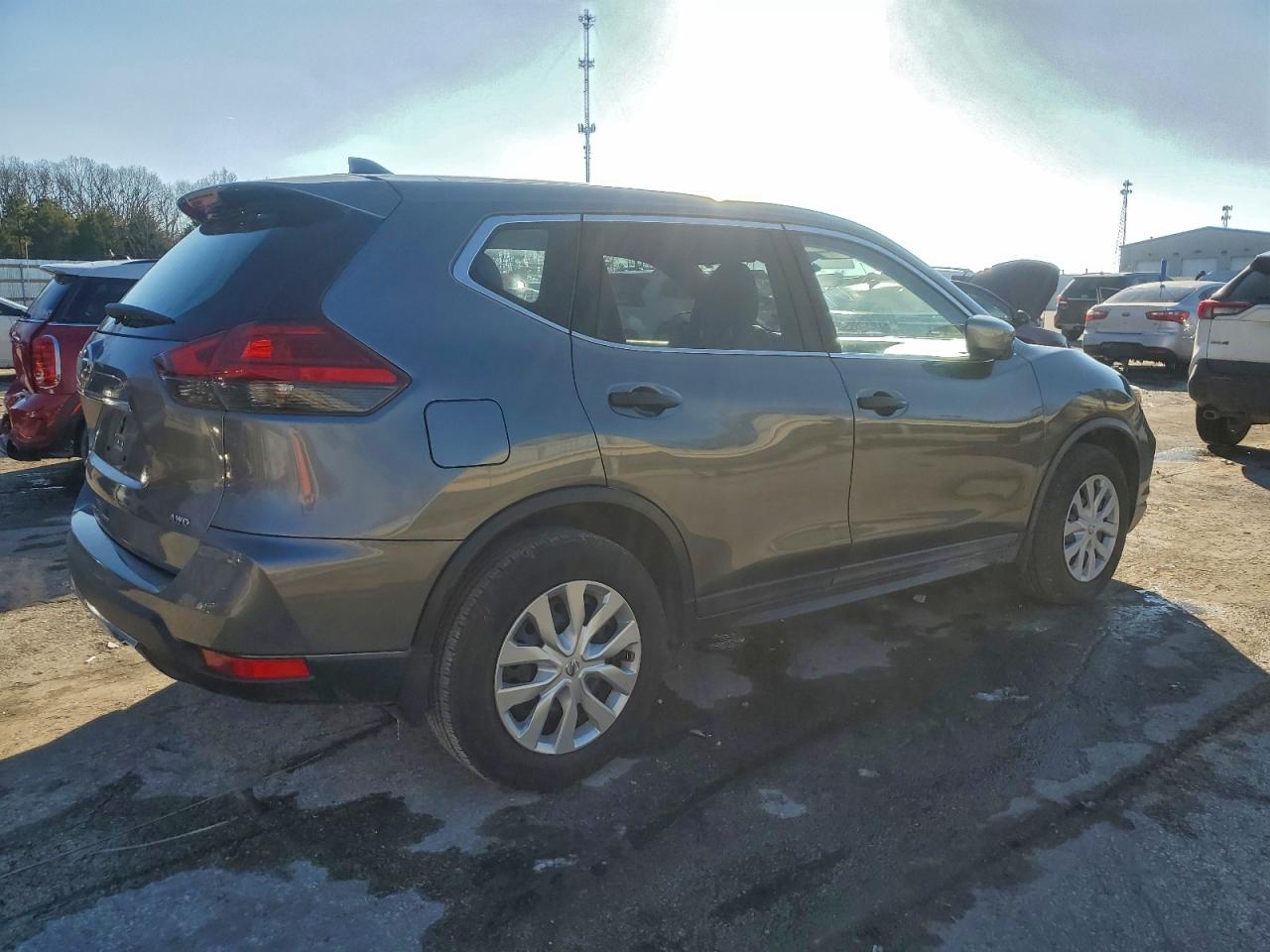 Lot #3302698012 2017 NISSAN ROGUE S