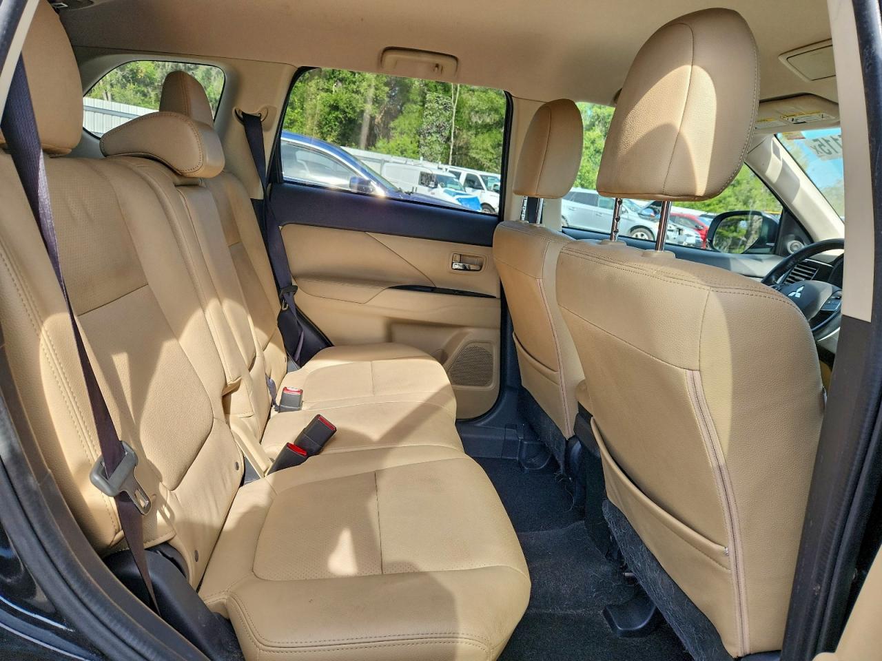 Lot #3315892137 2017 MITSUBISHI OUTLANDER