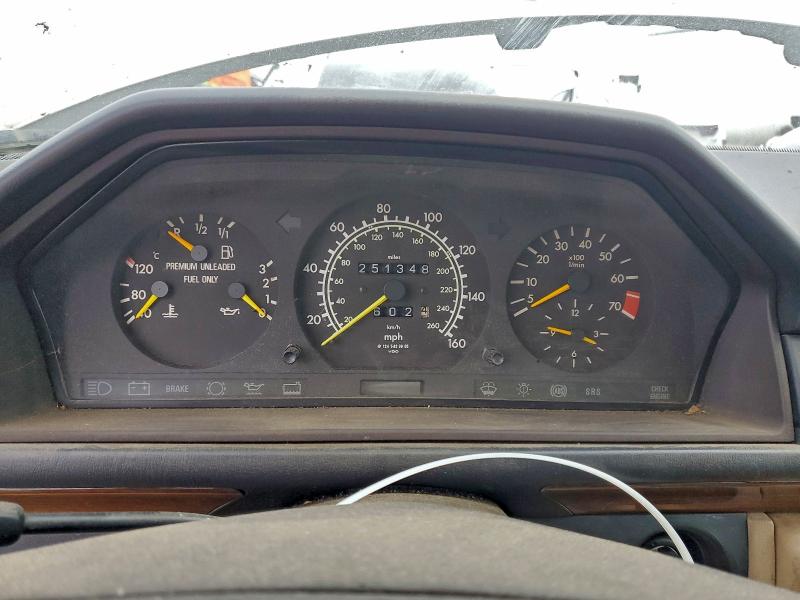 1994 MERCEDES-BENZ E 320 #3308531525