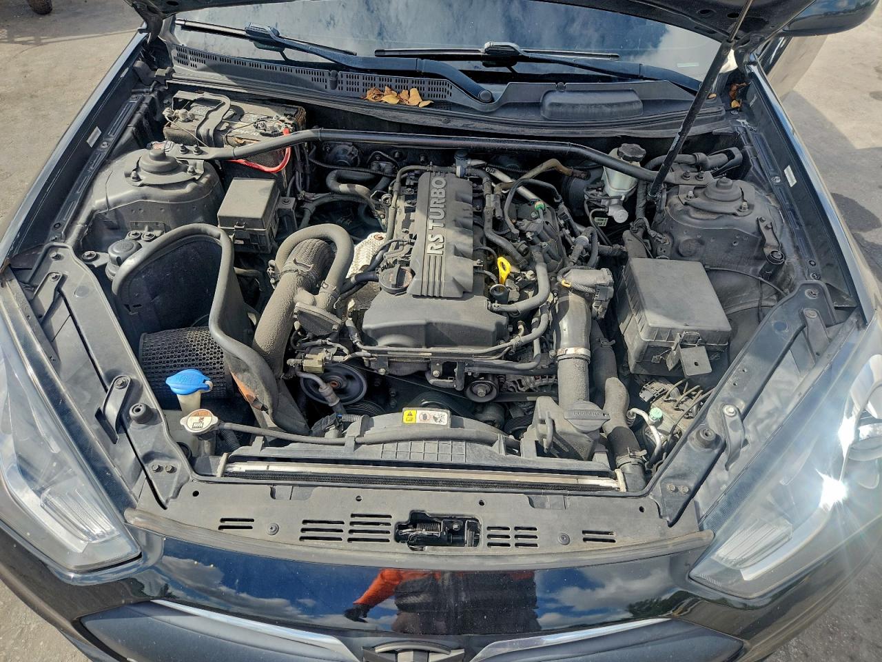 HYUNDAI GENESIS 2.0T