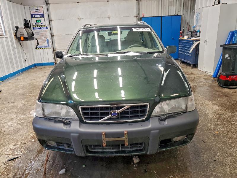 1999 VOLVO V70 XC #3316768432