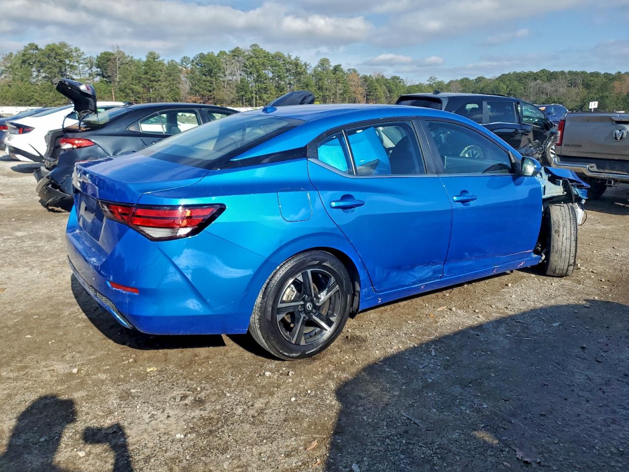 Lot #3318960921 2025 NISSAN SENTRA SV