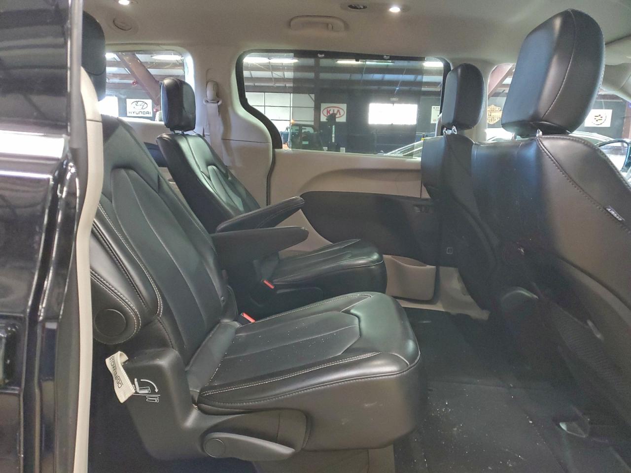 Lot #3310441337 2024 CHRYSLER PACIFICA T