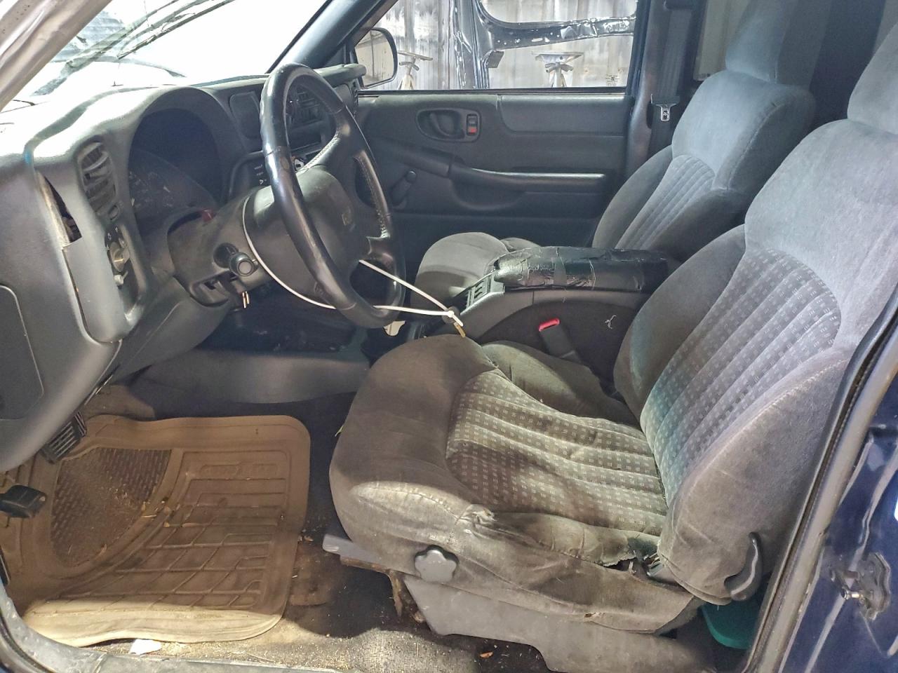 Lot #3311641280 2002 CHEVROLET S TRUCK S1