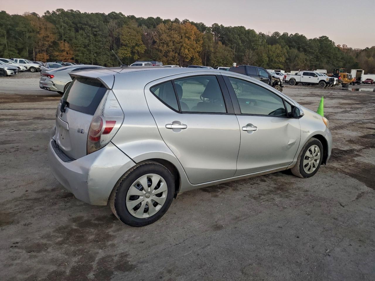 Lot #3311474240 2014 TOYOTA PRIUS C