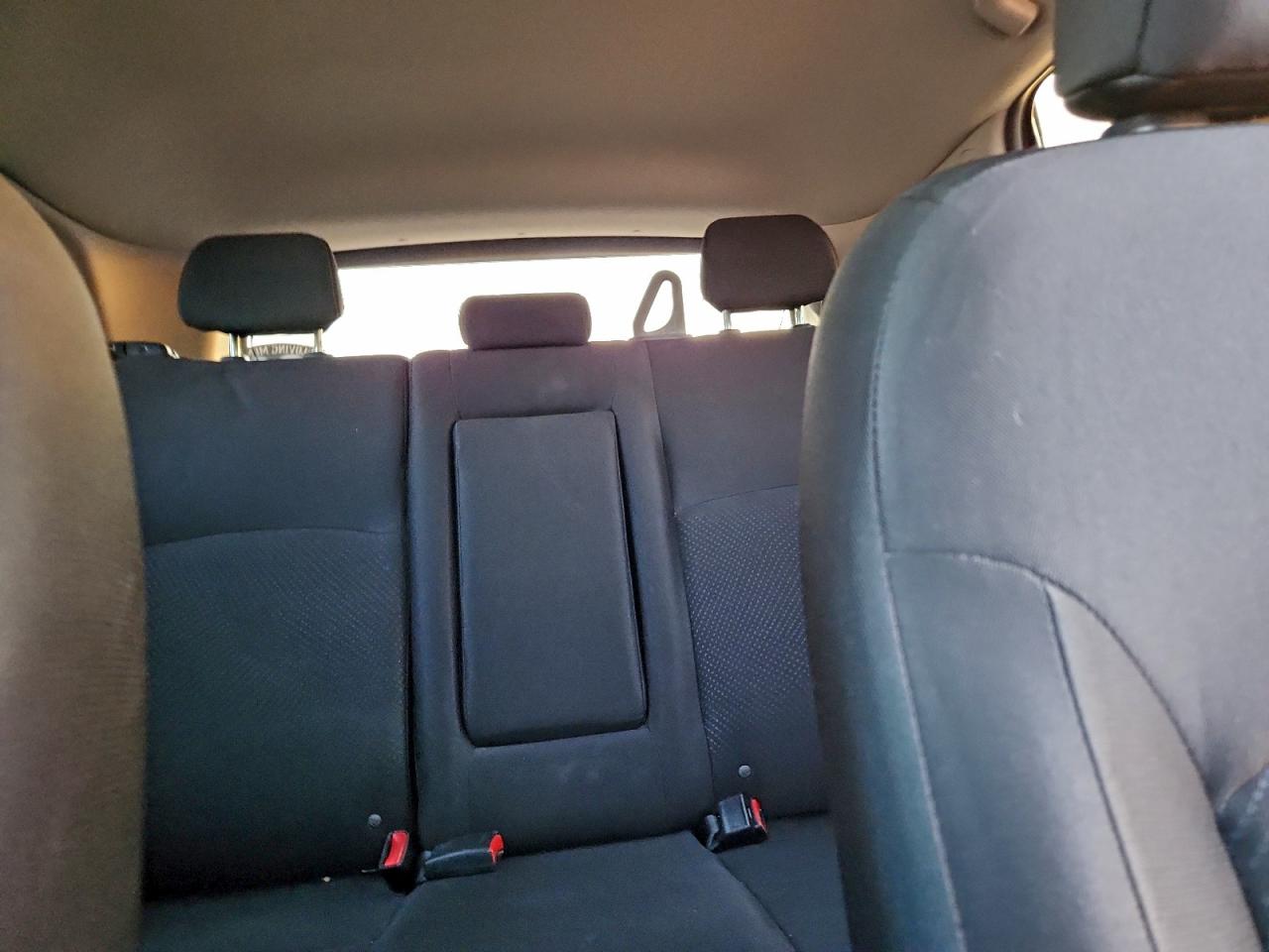 MITSUBISHI OUTLANDER ES