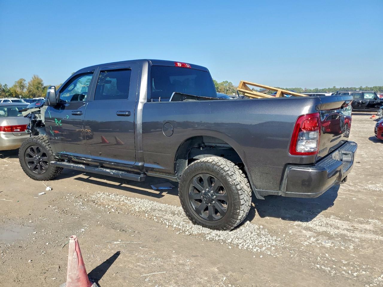 RAM 2500 BIG HORN