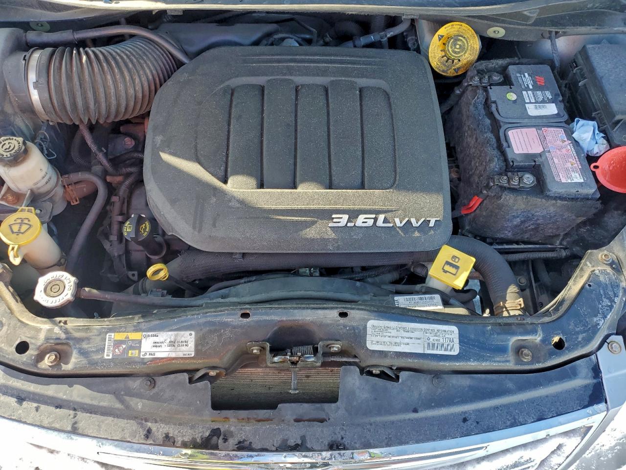 CHRYSLER TOWN & COUNTRY LIMITED PLATINUM