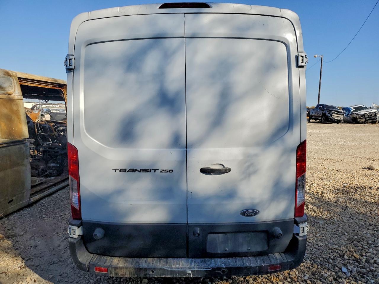 Lot #3315668789 2015 FORD TRANSIT T-