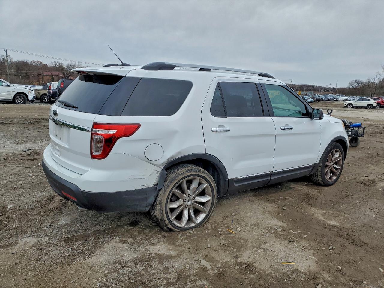 FORD EXPLORER XLT