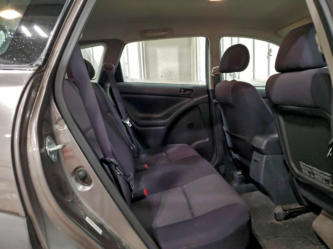 Lot #3309625057 2004 PONTIAC VIBE