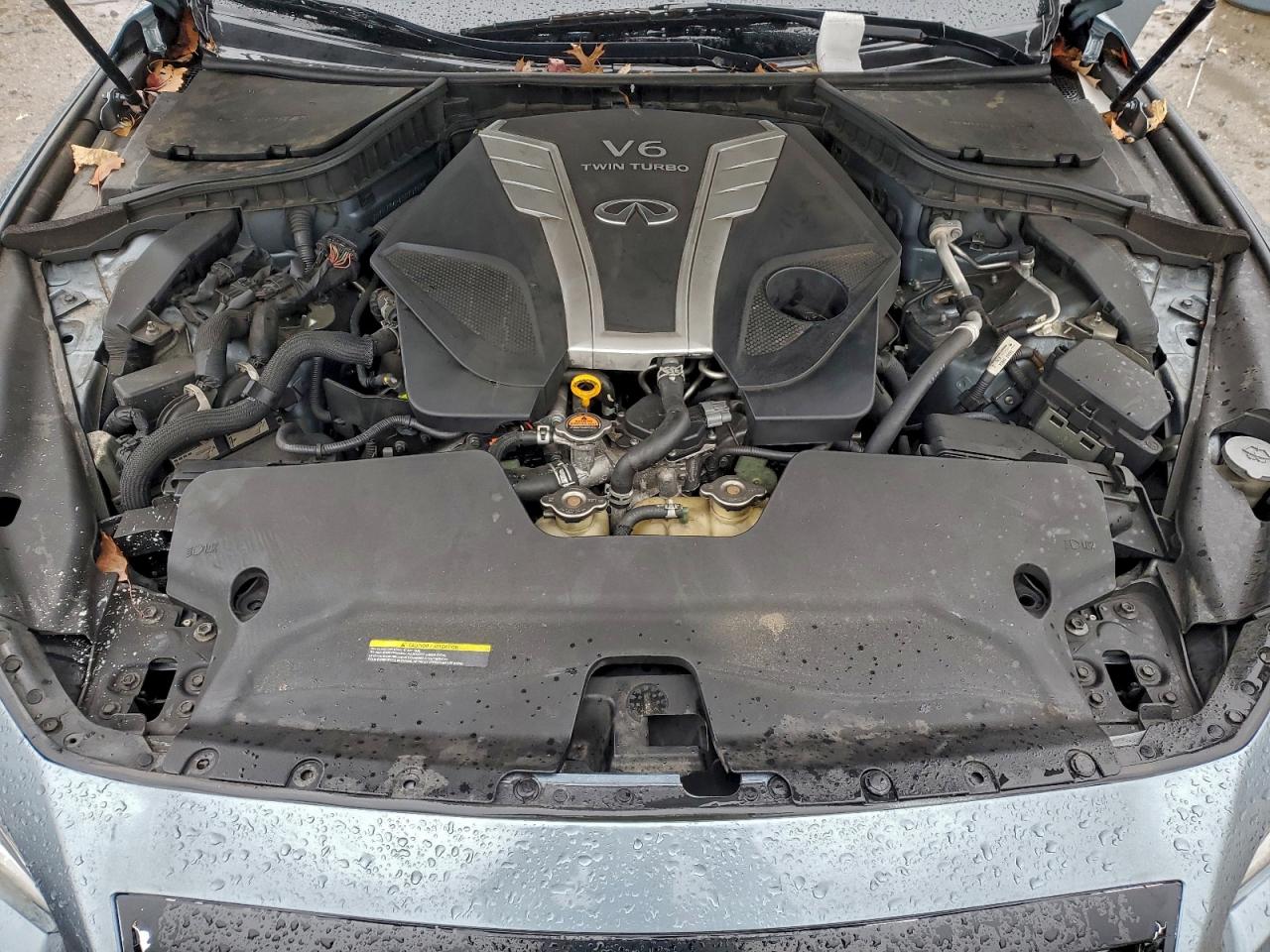 INFINITI Q50 PREMIUM