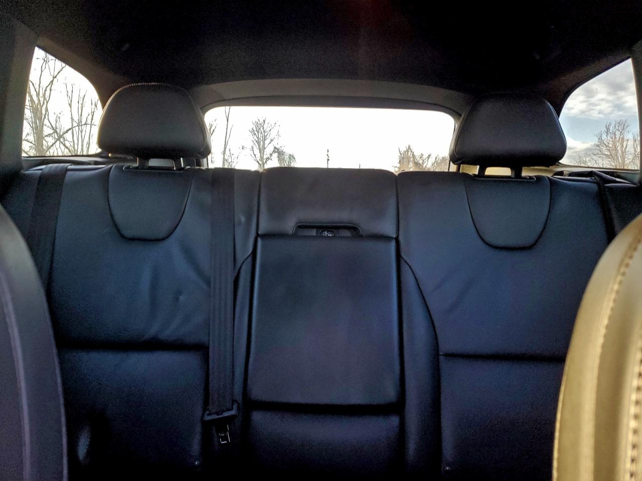 VOLVO XC60 T6 R-DESIGN