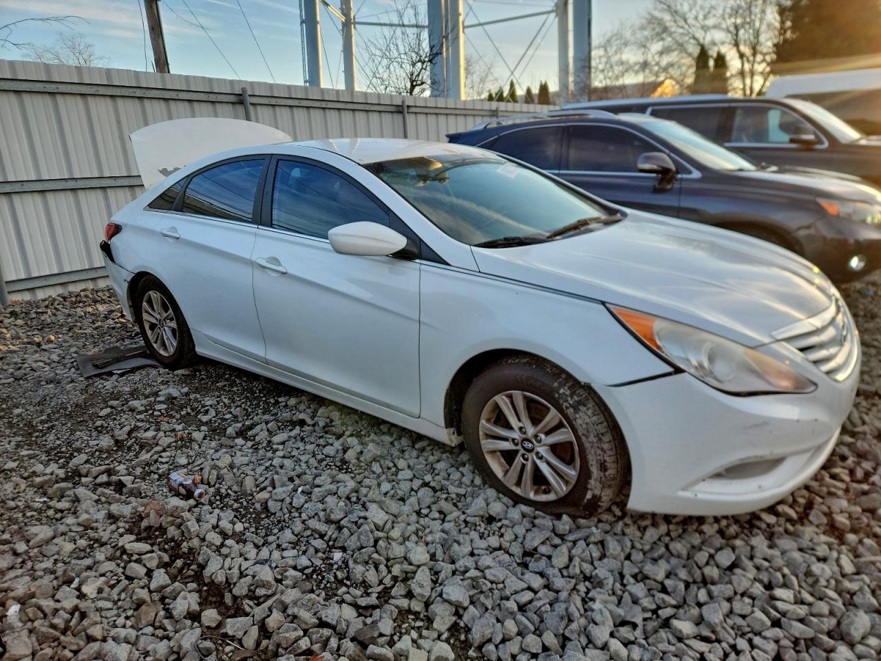 Lot #3305379324 2013 HYUNDAI SONATA GLS