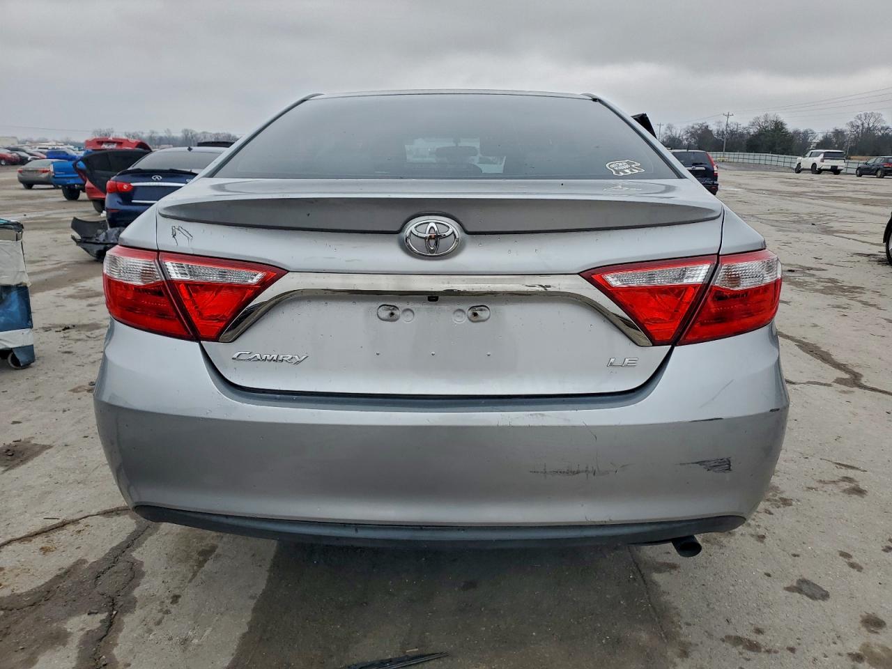 TOYOTA CAMRY LE