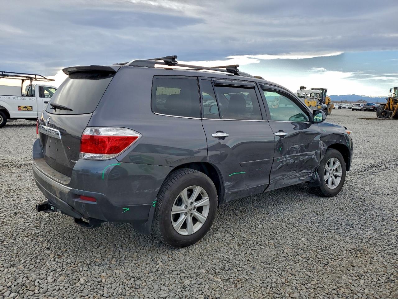 TOYOTA HIGHLANDER BASE