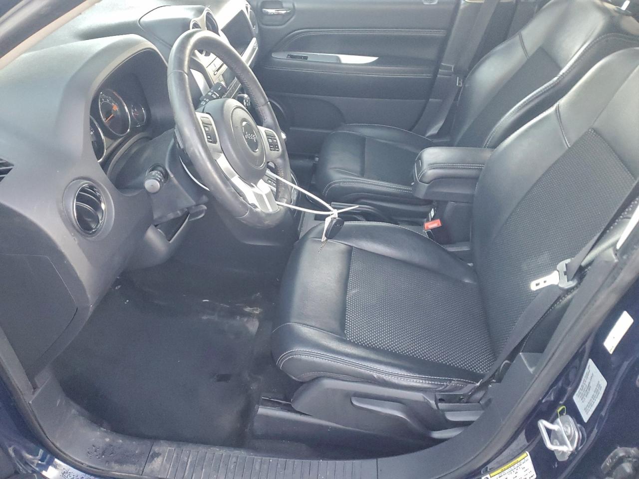 JEEP COMPASS LATITUDE