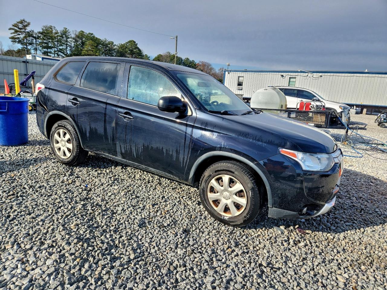 MITSUBISHI OUTLANDER ES