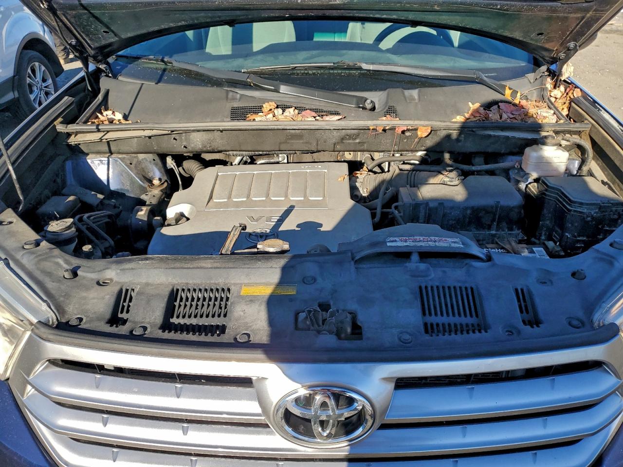 TOYOTA HIGHLANDER BASE