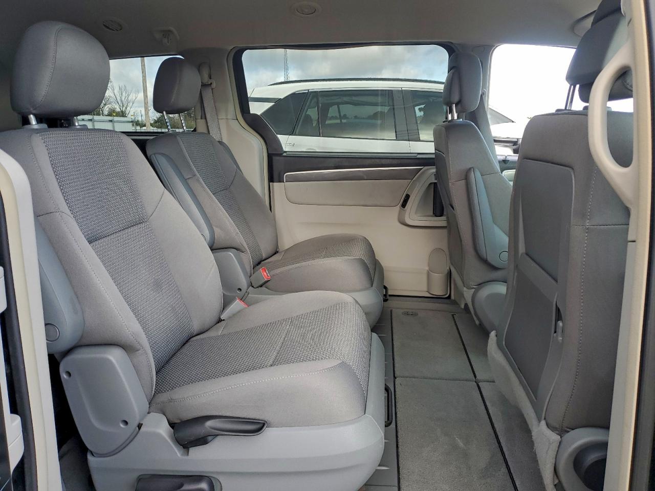 VOLKSWAGEN ROUTAN S