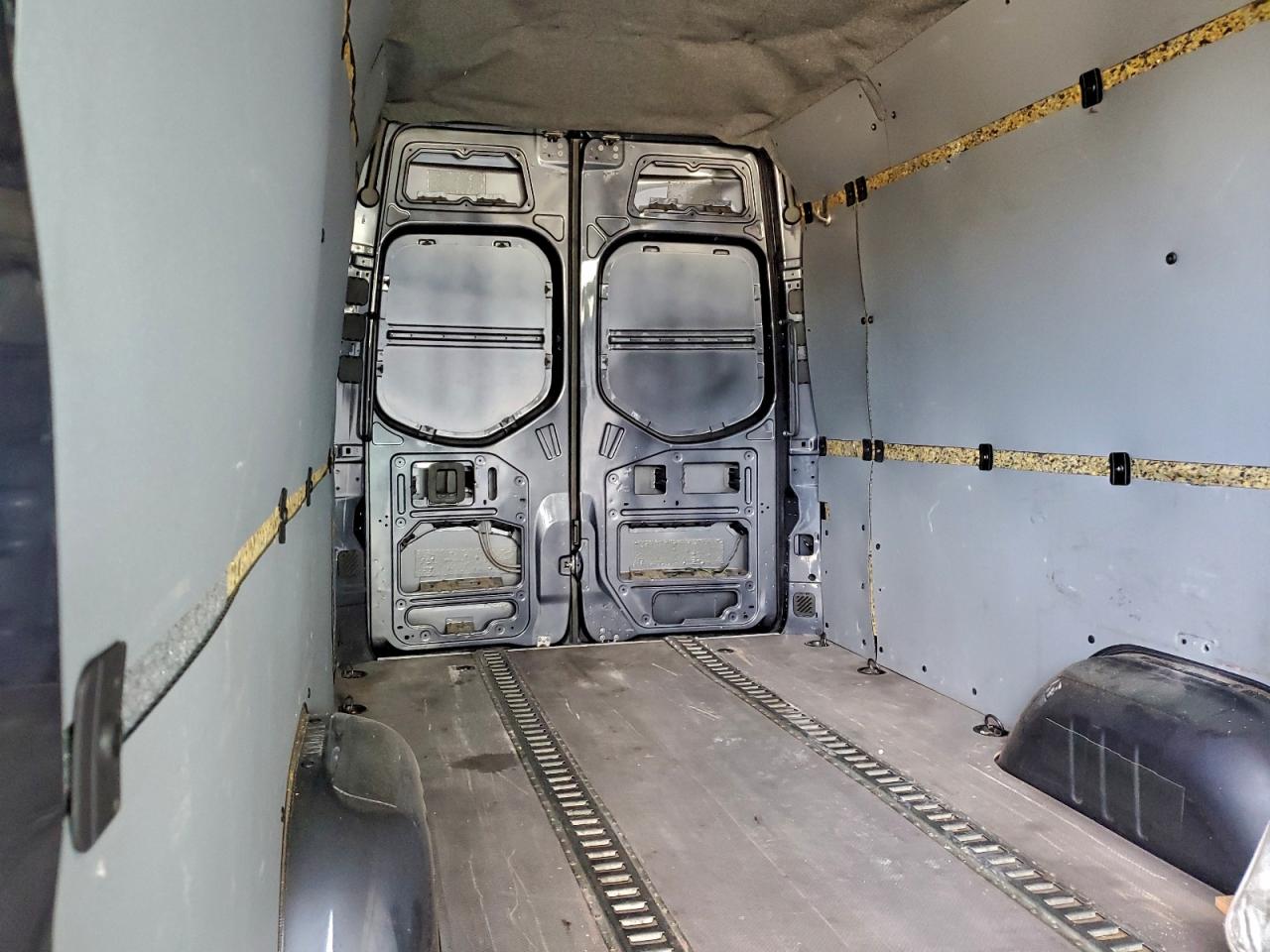 Lot #3318936917 2021 MERCEDES BENZ SPRINTER 2