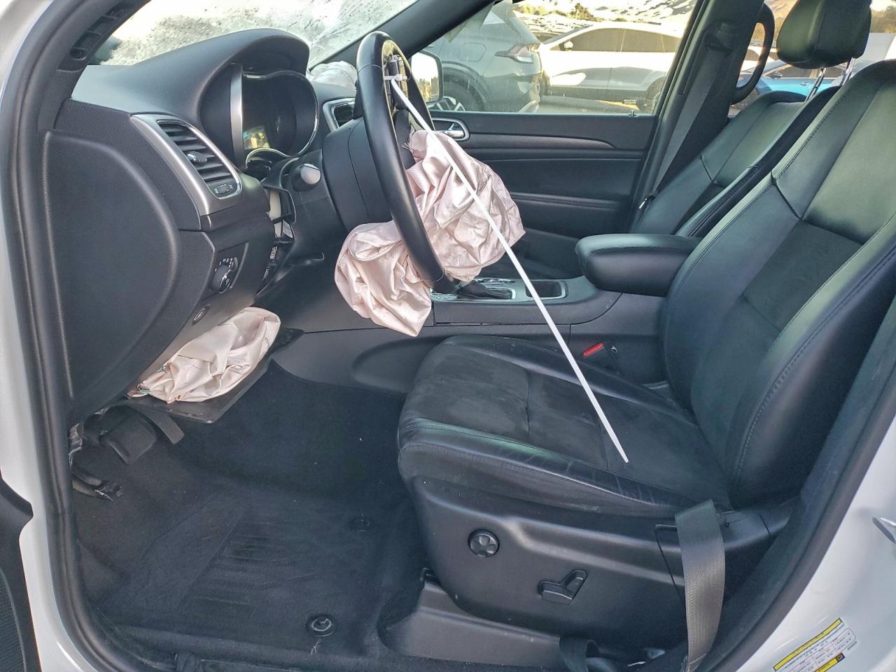 JEEP GRAND CHEROKEE LAREDO