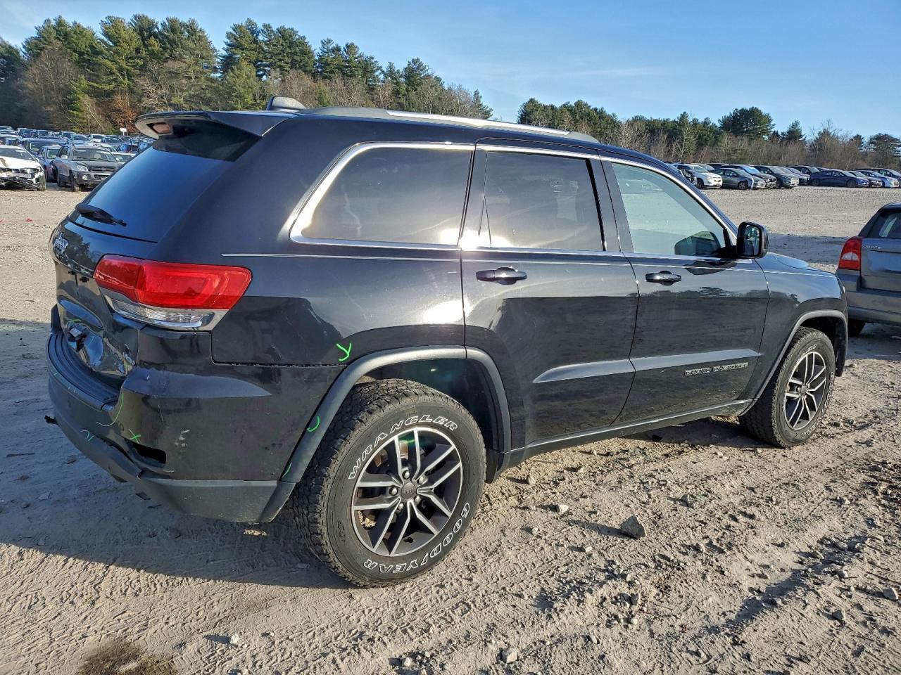 JEEP GRAND CHEROKEE LAREDO