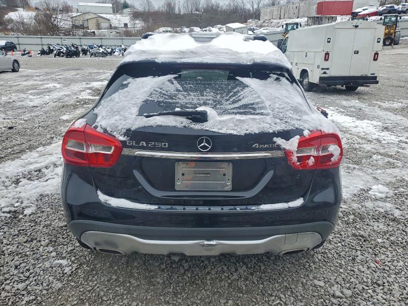 2018 MERCEDES-BENZ GLA 250 4M #3305381333