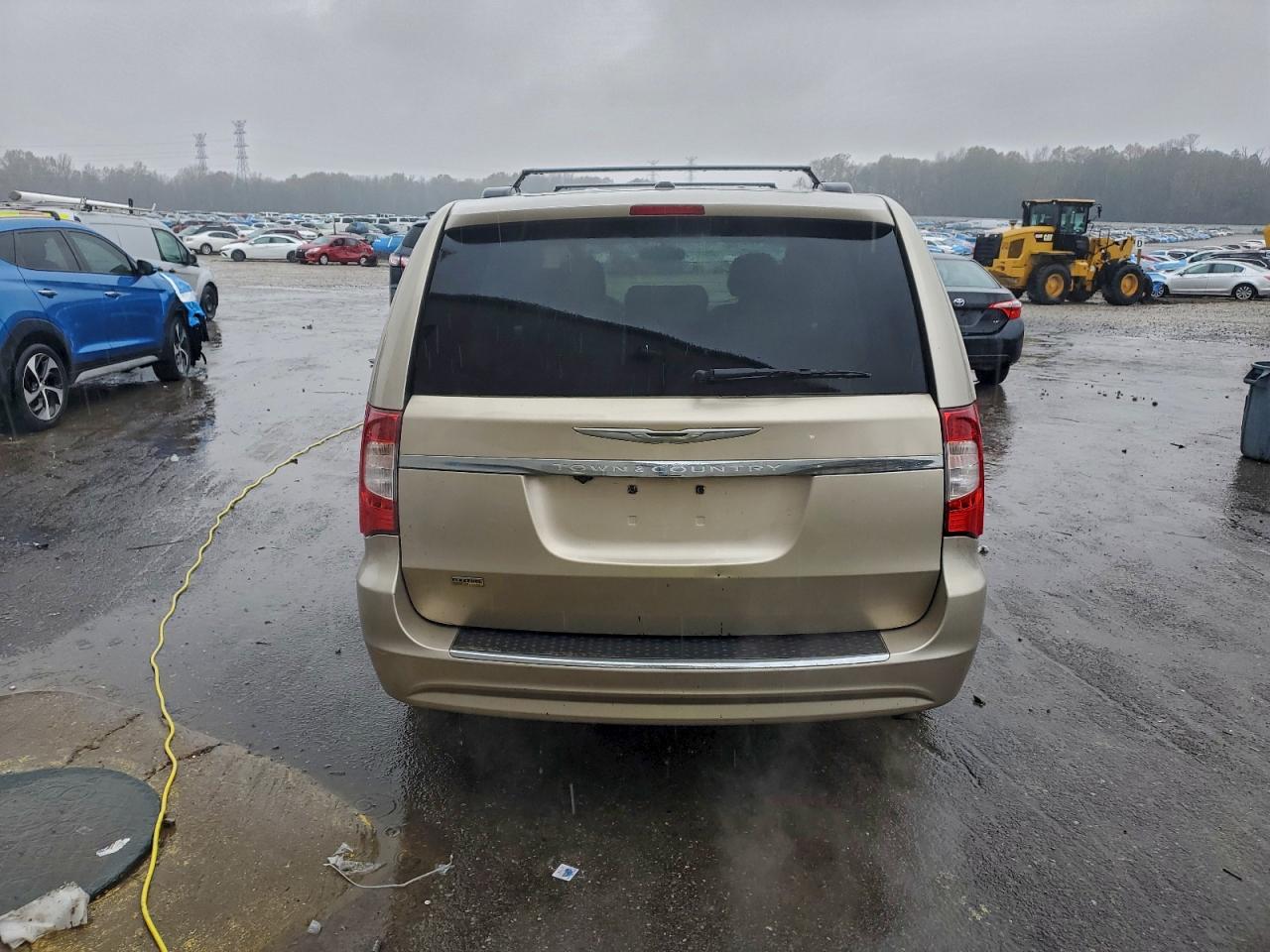 CHRYSLER TOWN & COUNTRY TOURING