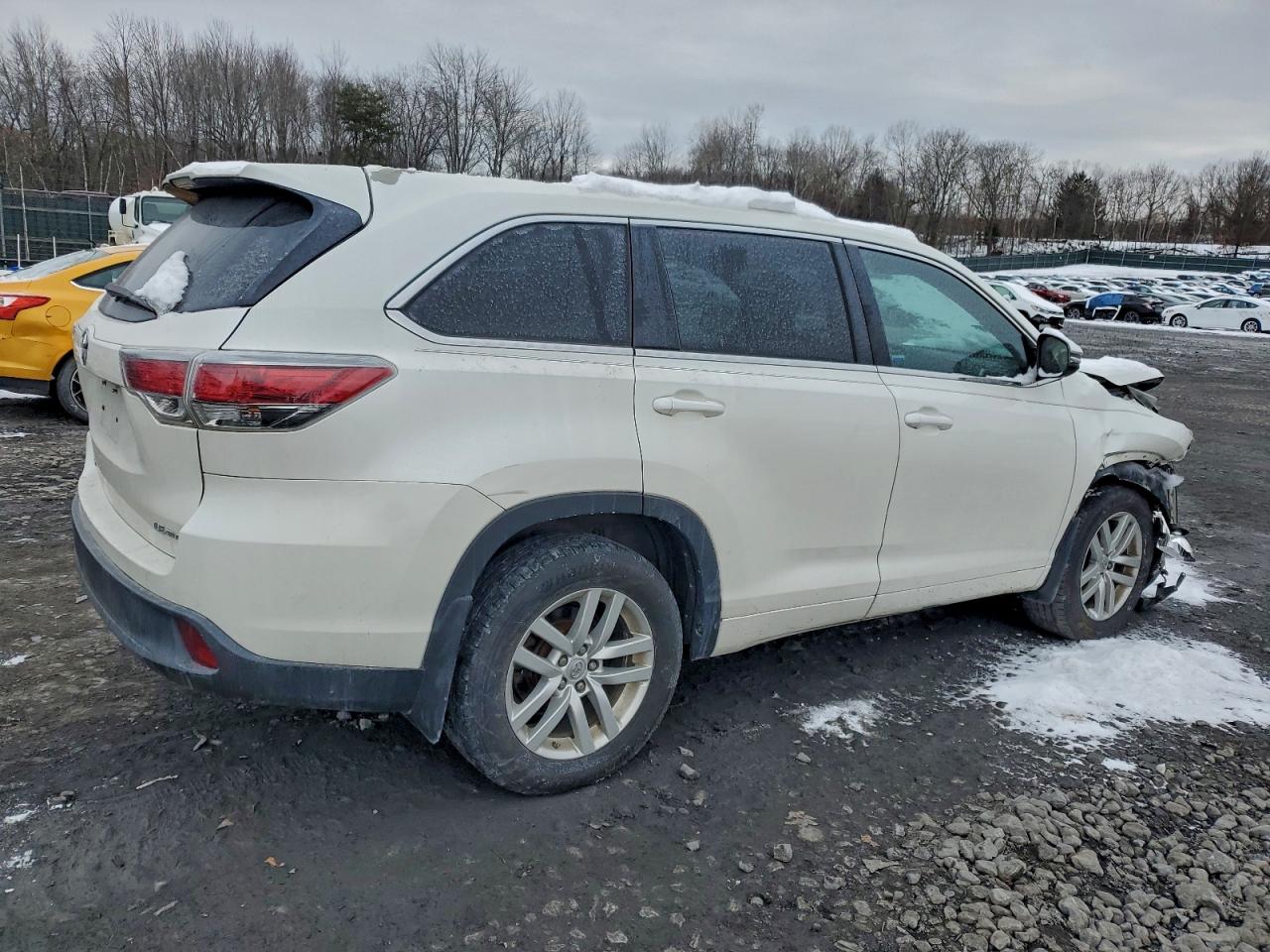 Lot #3316639501 2014 TOYOTA HIGHLANDER
