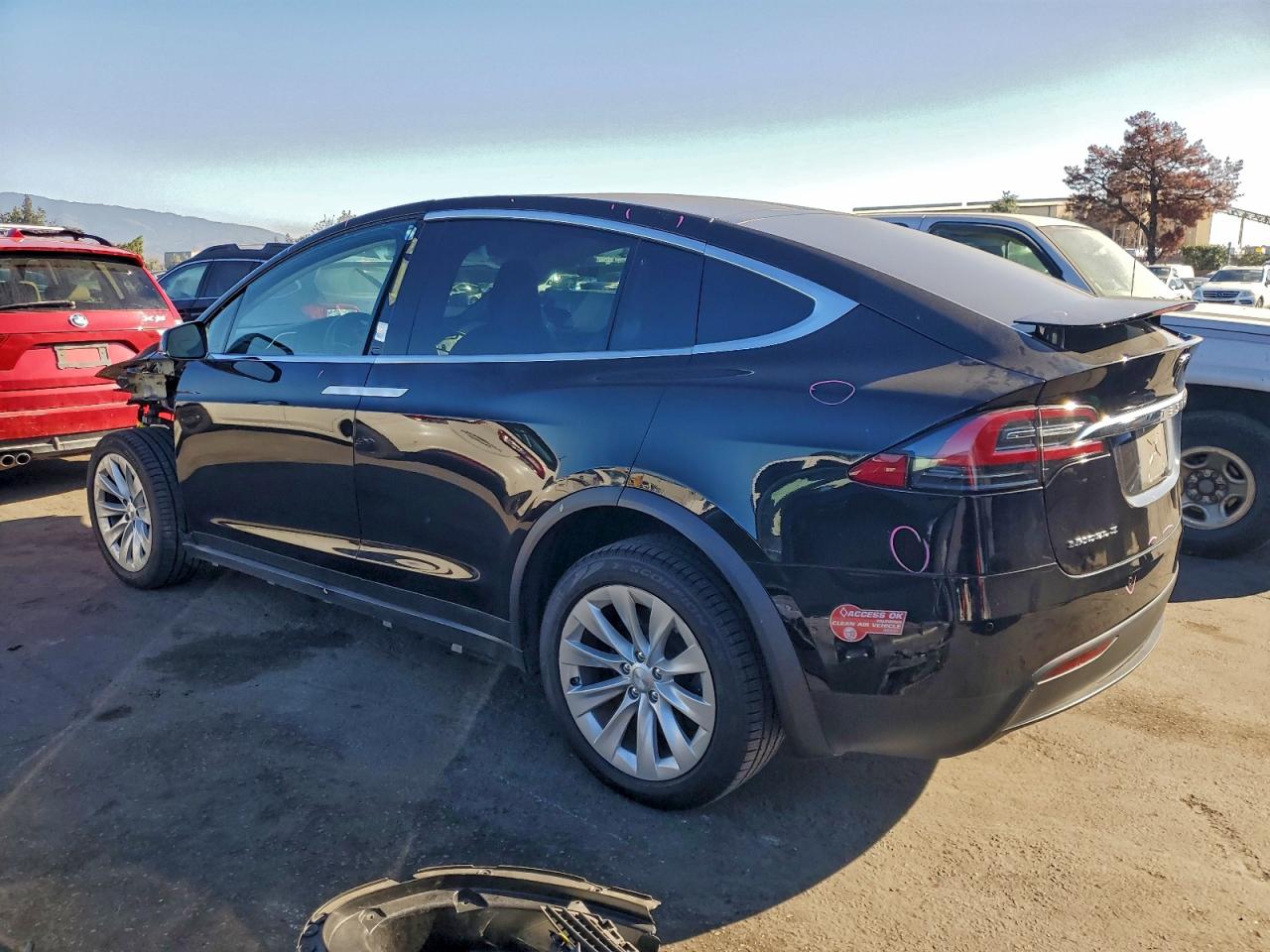 TESLA MODEL X
