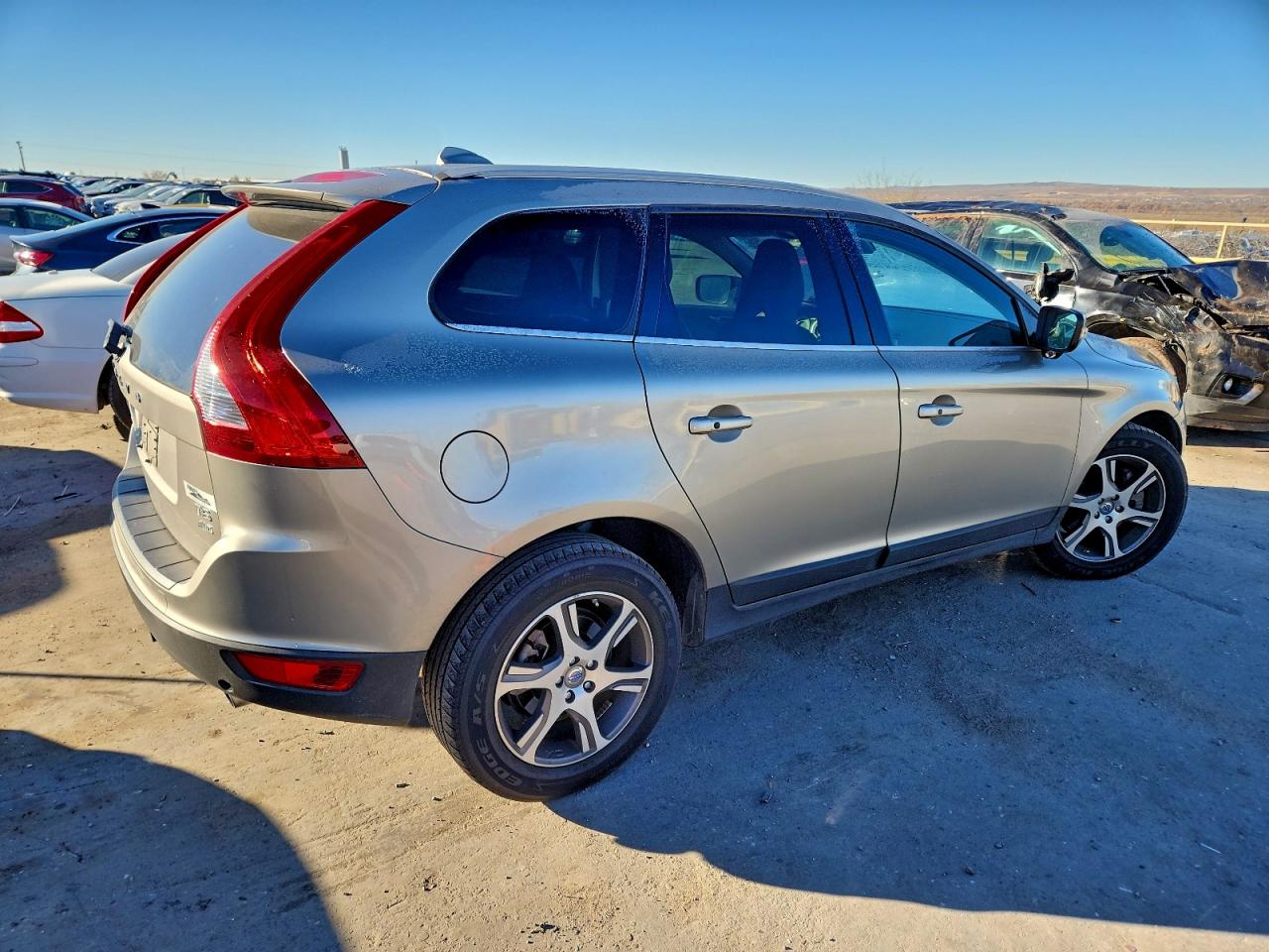 VOLVO XC60 T6