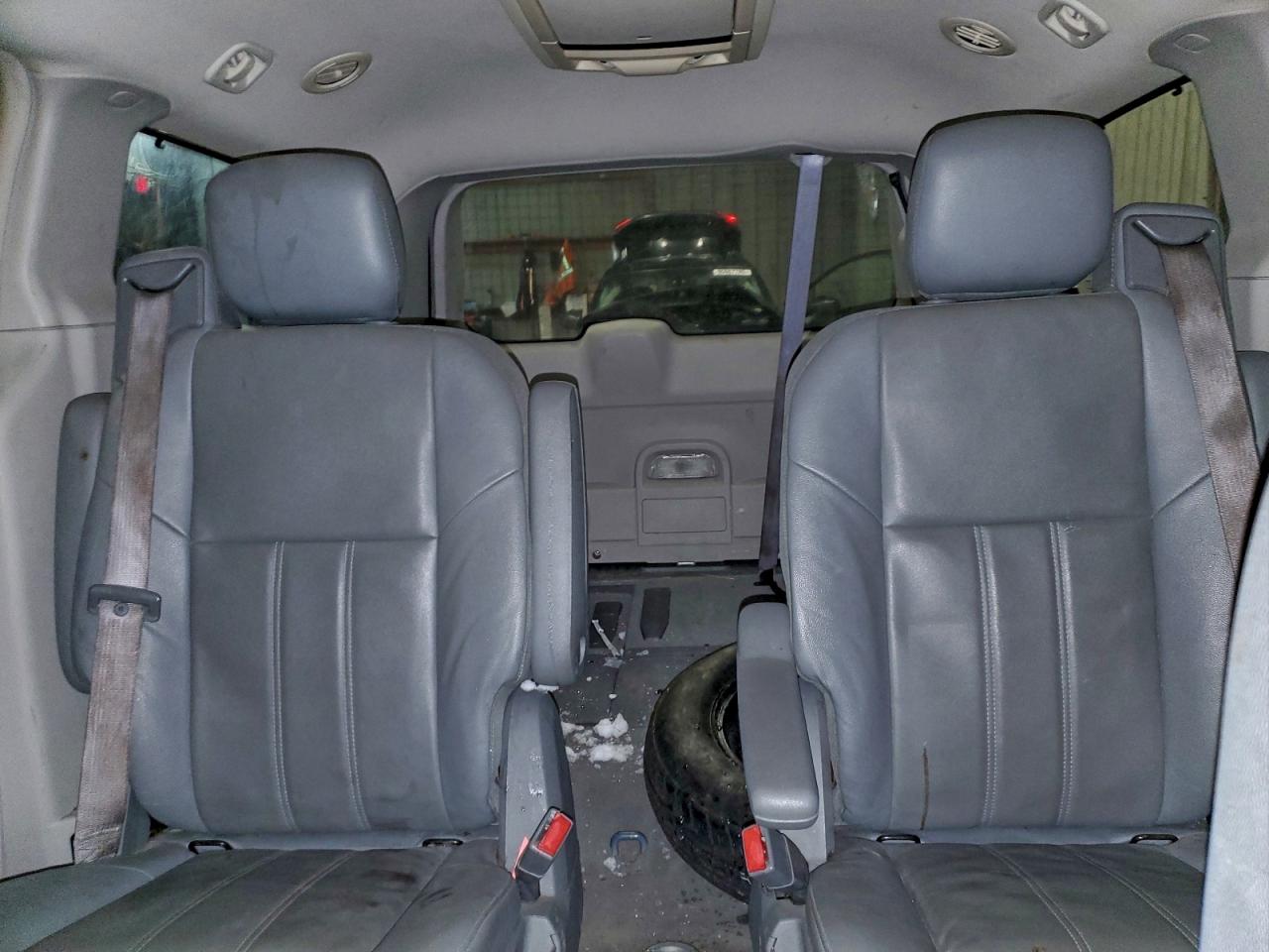 Lot #3315988135 2008 CHRYSLER TOWN & COU