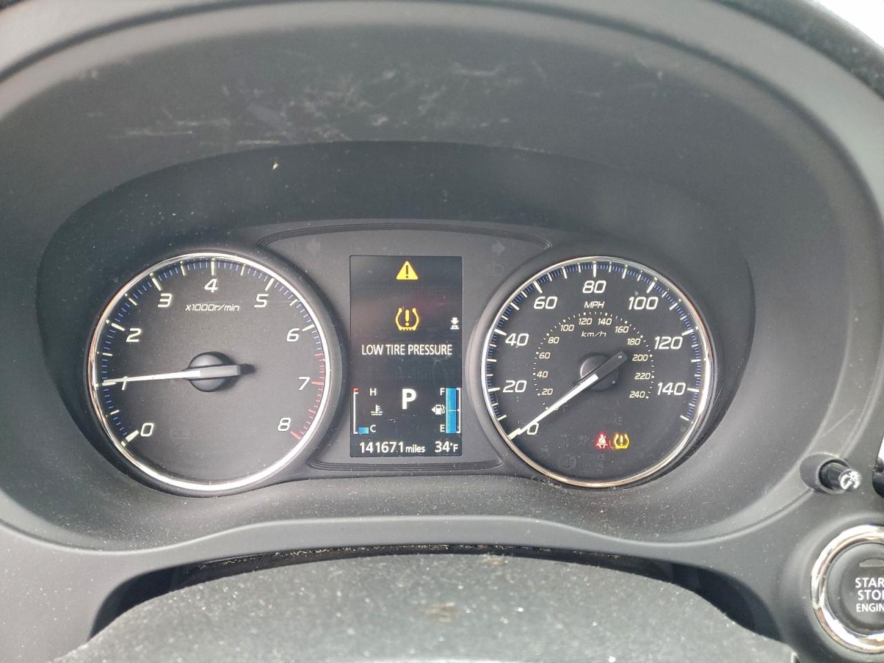 MITSUBISHI OUTLANDER SE