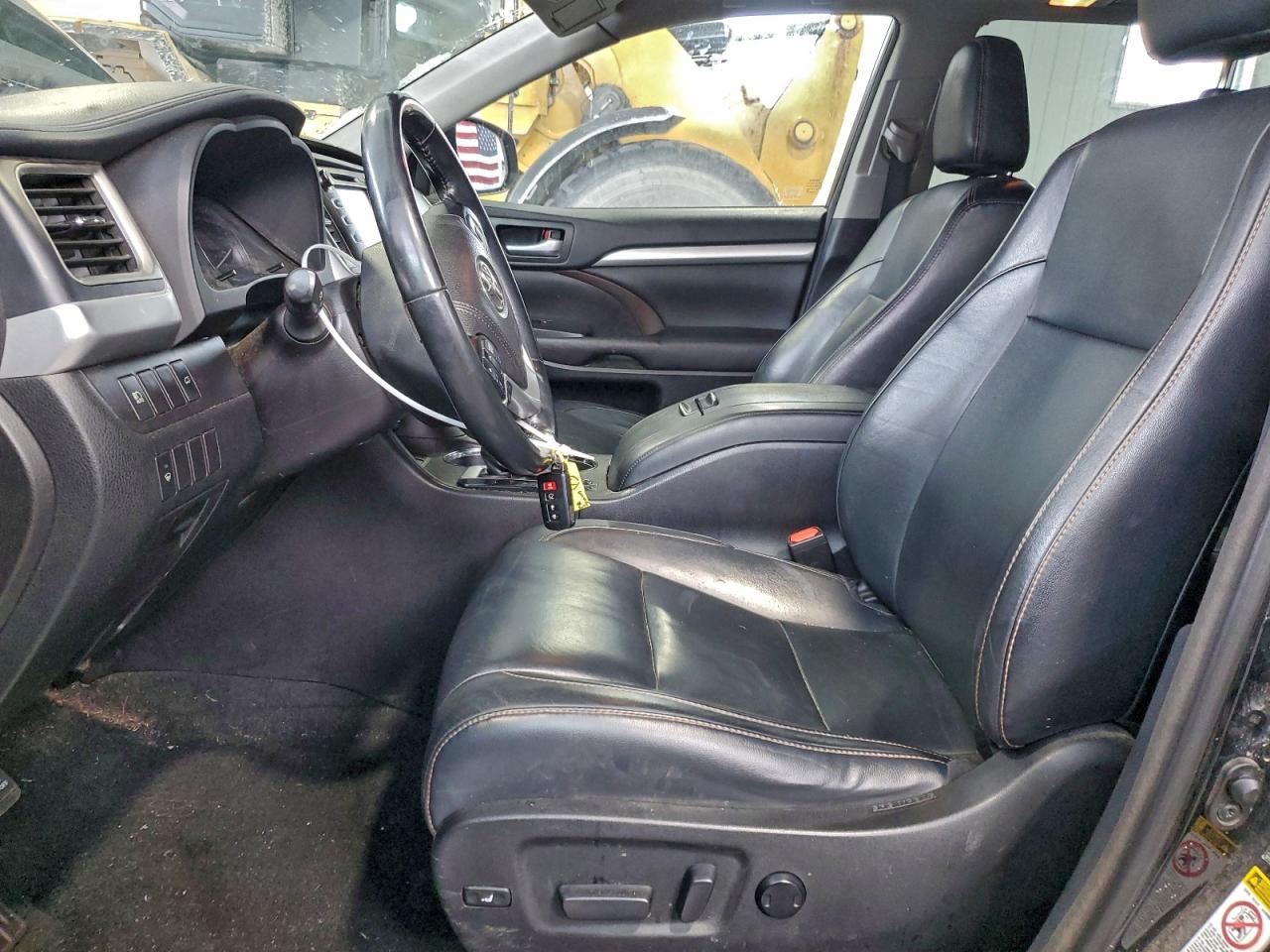 TOYOTA HIGHLANDER HYBRID