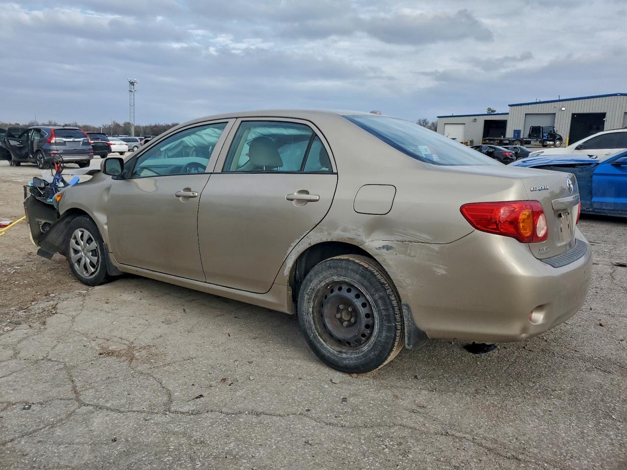 TOYOTA COROLLA BASE