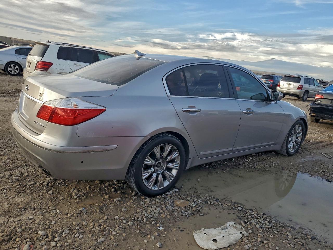 HYUNDAI GENESIS 3.8L