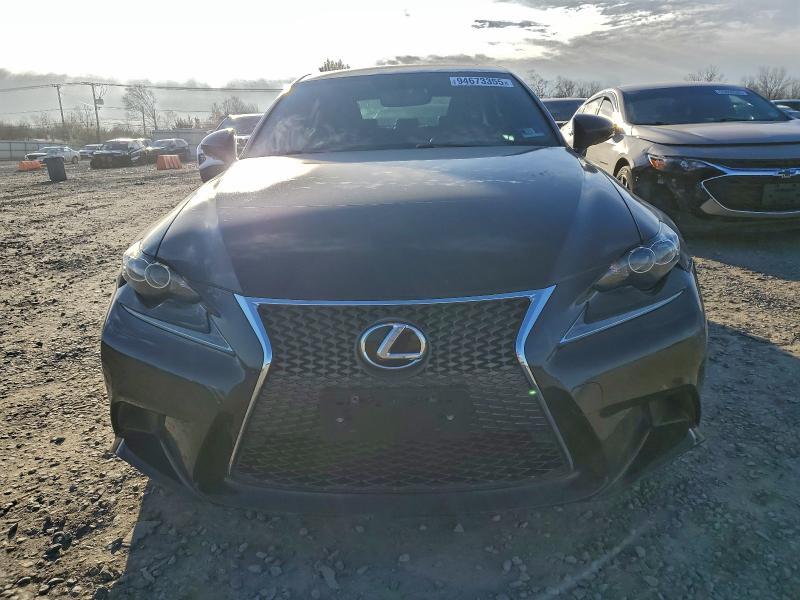 2016 LEXUS IS 300 #3305355315