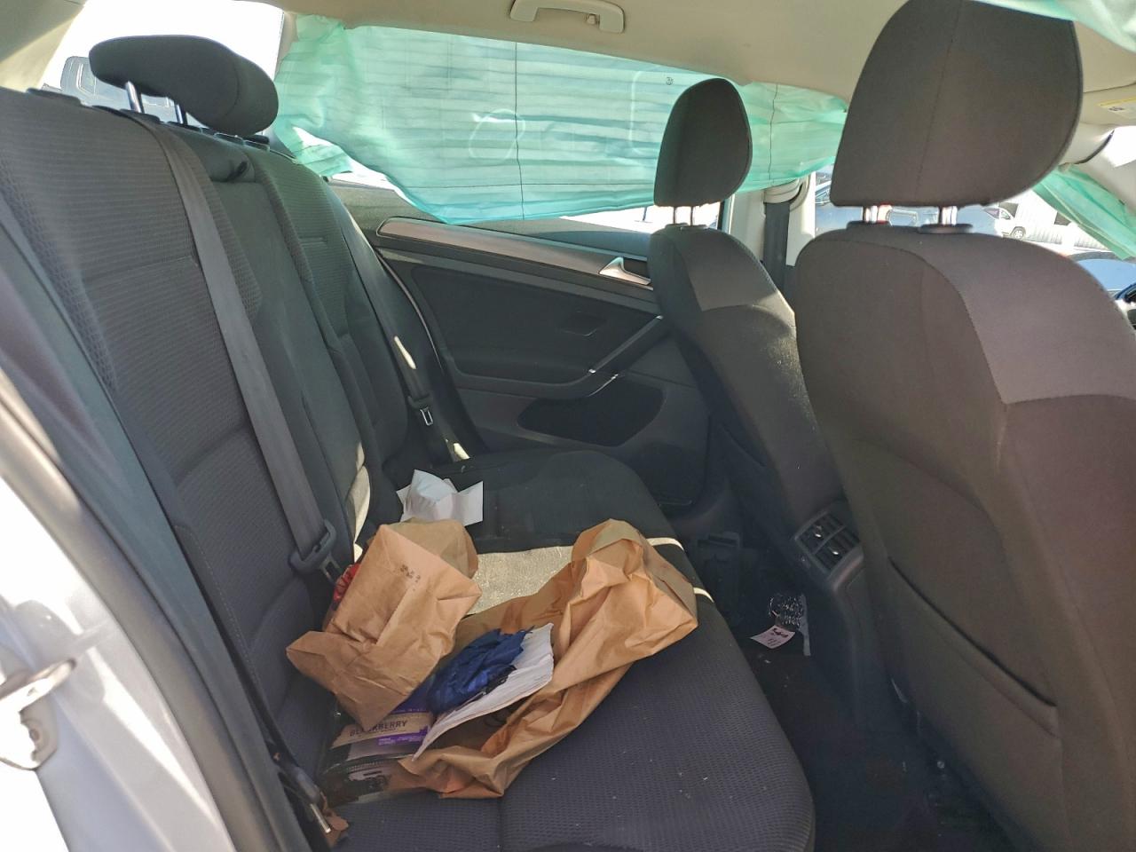 VOLKSWAGEN GOLF SPORTSVAN S