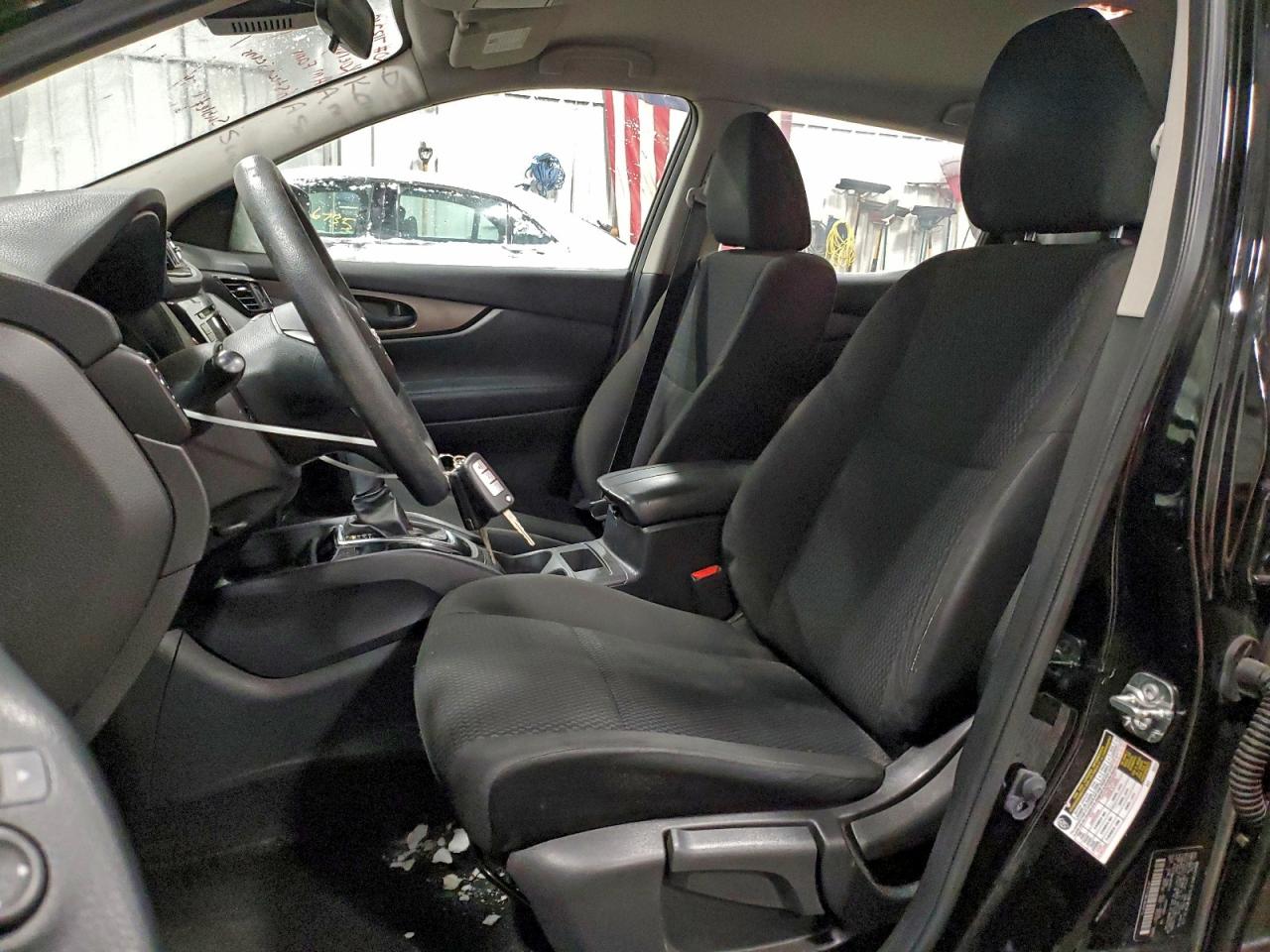 NISSAN ROGUE SPORT S