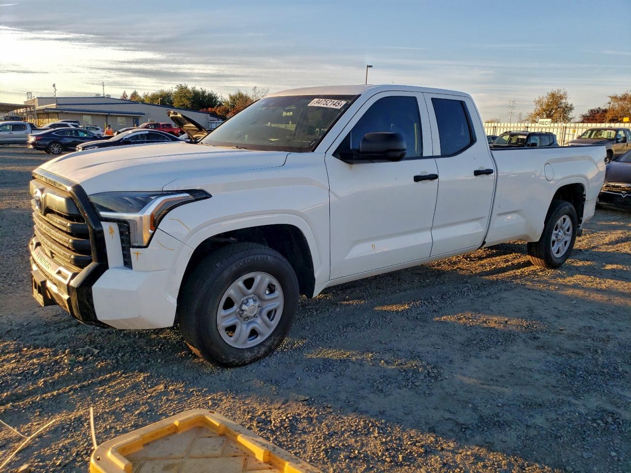 TOYOTA TUNDRA DOUBLE CAB SR