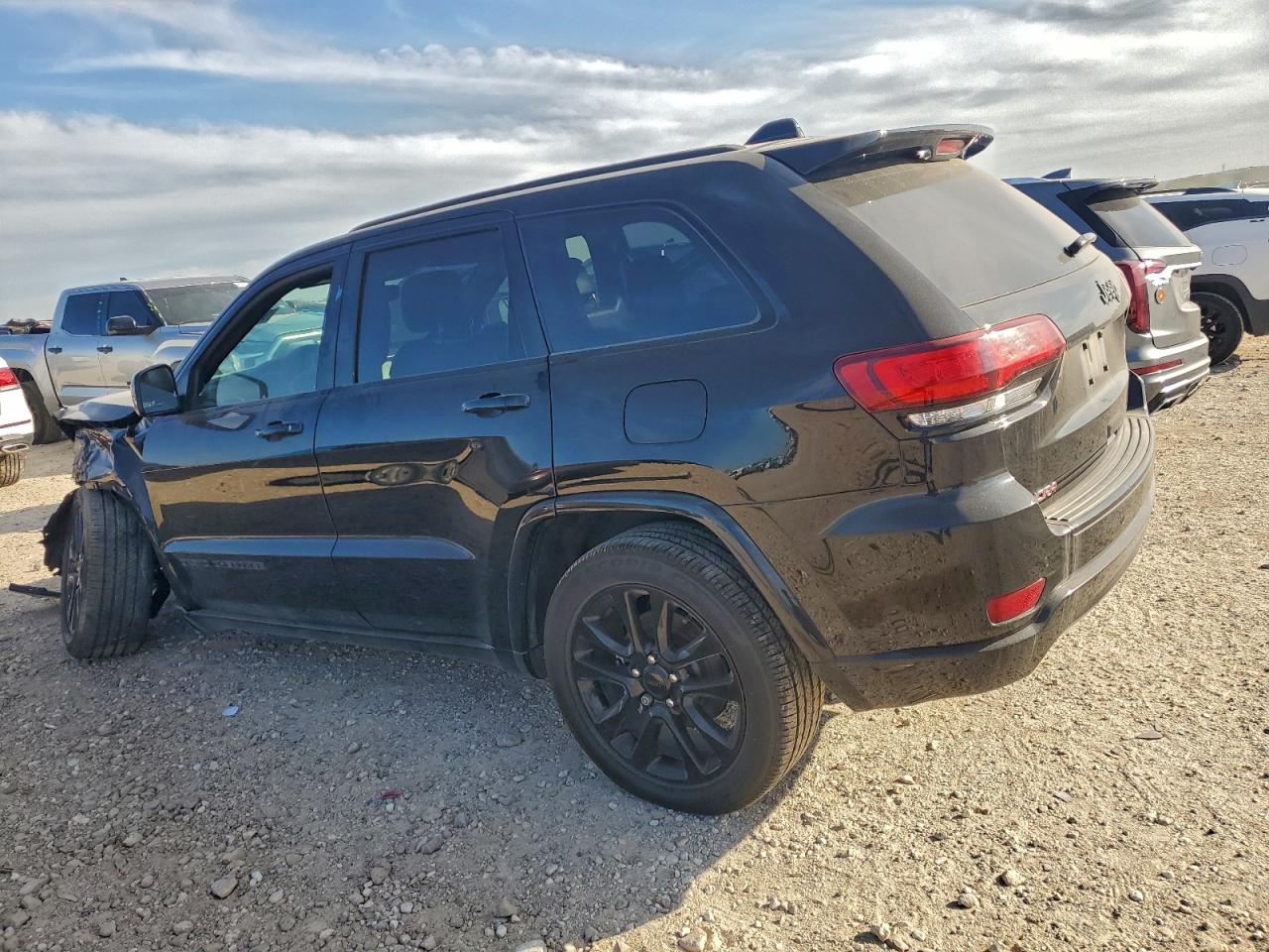 JEEP GRAND CHEROKEE LAREDO